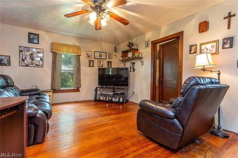 7898 Murray Ridge Rd, Elyria, OH 44035 photo 3