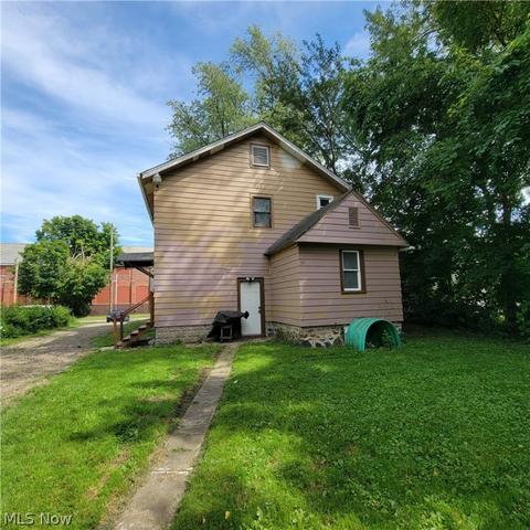 5531 Washington Ave, Ashtabula, OH 44004 photo 5