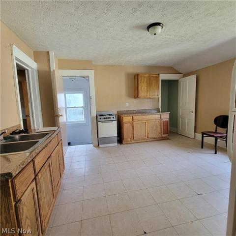 5531 Washington Ave, Ashtabula, OH 44004 photo 12