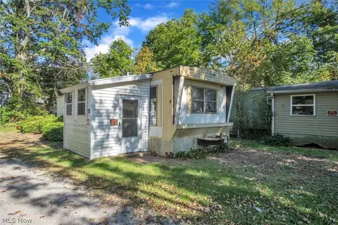 4336-4366 N Ridge Rd E, Geneva, OH 44041 photo 13