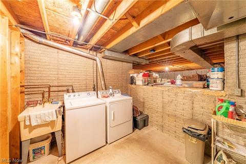 709 Kent Cir, Elyria, OH 44035 photo 27