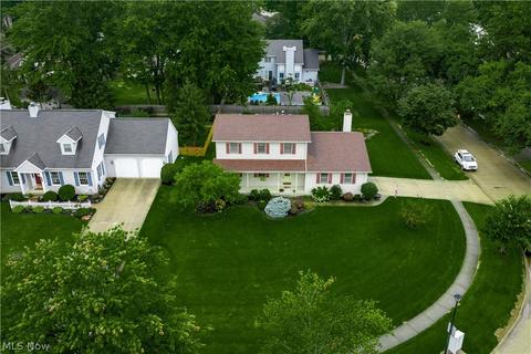 709 Kent Cir, Elyria, OH 44035 photo 33