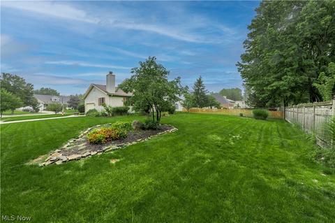 709 Kent Cir, Elyria, OH 44035 photo 30