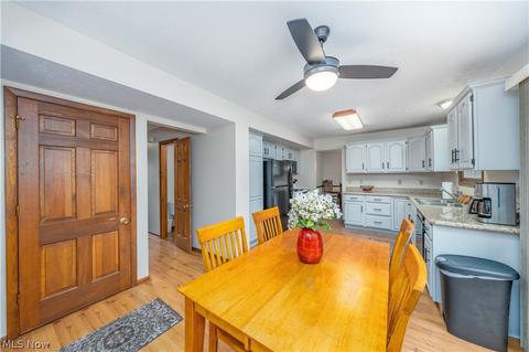 709 Kent Cir, Elyria, OH 44035 photo 12