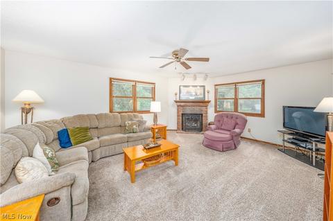 709 Kent Cir, Elyria, OH 44035 photo 14