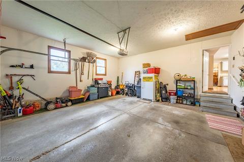 709 Kent Cir, Elyria, OH 44035 photo 28