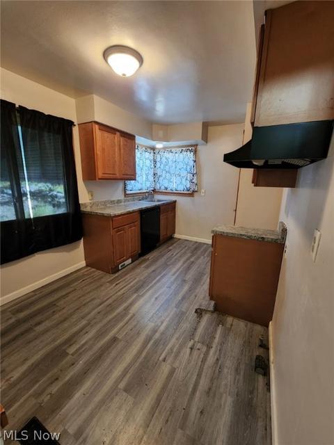 641 Babbitt Rd, Euclid, OH 44123 photo 6