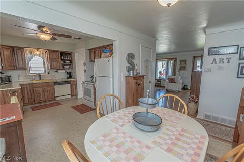 3107 Commonwealth Dr, Parma, OH 44134 photo 9