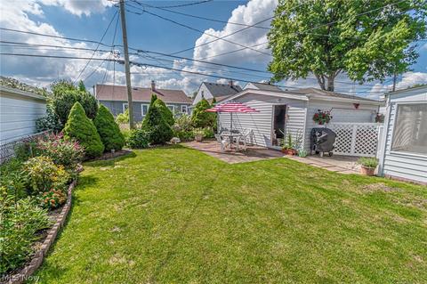 3107 Commonwealth Dr, Parma, OH 44134 photo 4