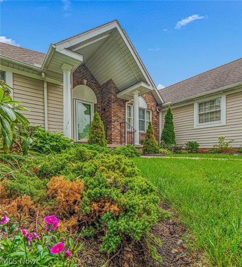 259 Lake Pointe Dr, Akron, OH 44333 photo 28