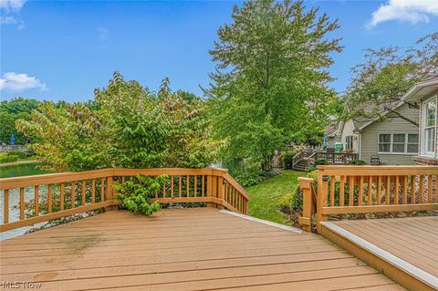 259 Lake Pointe Dr, Akron, OH 44333 photo 29
