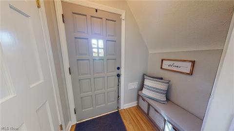 22751 Chardon Rd, Euclid, OH 44117 photo 2