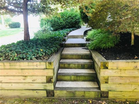 465 E Main St, Madison, OH 44057 photo 5