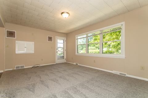 838 E 237th St, Euclid, OH 44123 photo 16