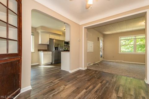 838 E 237th St, Euclid, OH 44123 photo 19