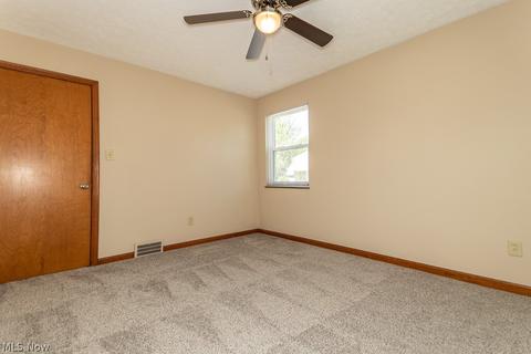 838 E 237th St, Euclid, OH 44123 photo 11