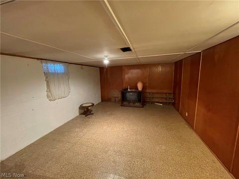1328 Dunkeith Dr NW, Canton, OH 44708 photo 9