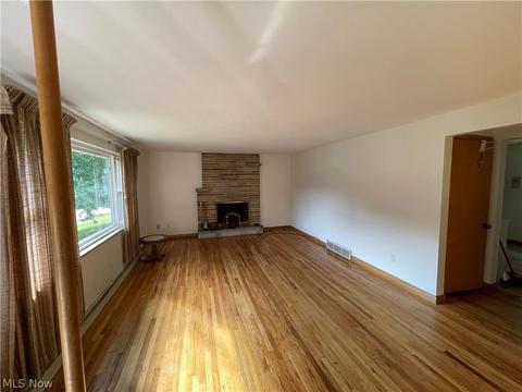 1328 Dunkeith Dr NW, Canton, OH 44708 photo 2