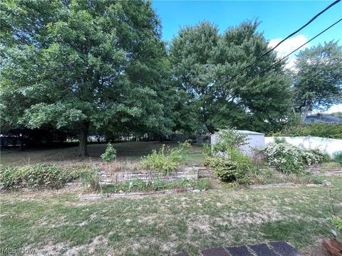 1328 Dunkeith Dr NW, Canton, OH 44708 photo 11