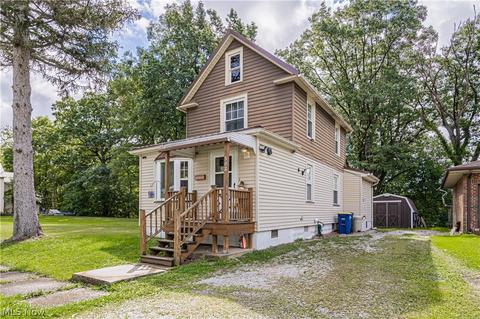 302 E 23rd St, Ashtabula, OH 44004 photo 2