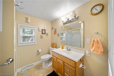 302 E 23rd St, Ashtabula, OH 44004 photo 22