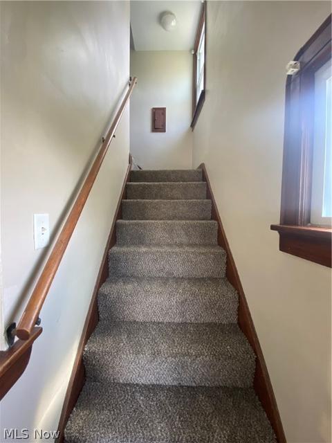 166 Spruce St, Elyria, OH 44035 photo 16