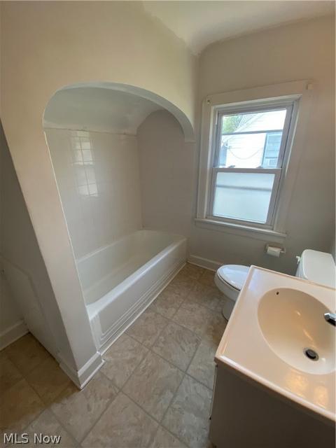 166 Spruce St, Elyria, OH 44035 photo 18
