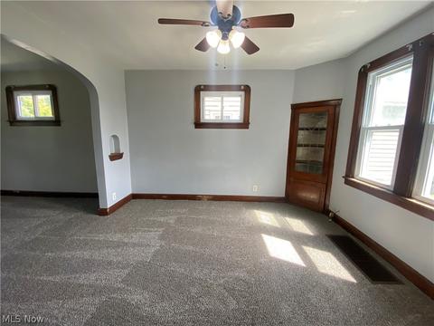 166 Spruce St, Elyria, OH 44035 photo 9