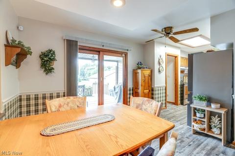 82 E Brookside Ave, Akron, OH 44301 photo 9