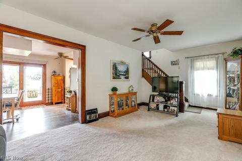 82 E Brookside Ave, Akron, OH 44301 photo 3
