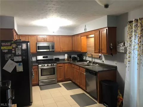 2234 W 9th St, Ashtabula, OH 44004 photo 8