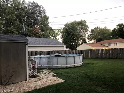 2234 W 9th St, Ashtabula, OH 44004 photo 16