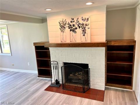 34 E 221st St, Euclid, OH 44123 photo 4