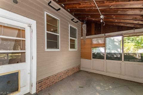 5275 Case Ave, Lyndhurst, OH 44124 photo 21