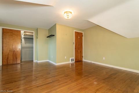 5275 Case Ave, Lyndhurst, OH 44124 photo 12