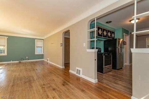 5275 Case Ave, Lyndhurst, OH 44124 photo 6
