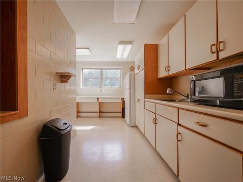 780 E Smith Rd, Medina, OH 44256 photo 28