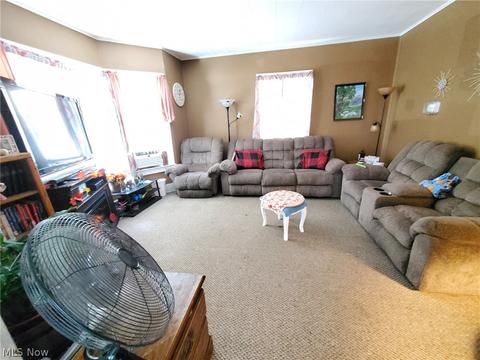 619 W 57th St, Ashtabula, OH 44004 photo 7