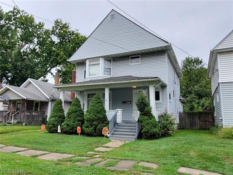 619 W 57th St, Ashtabula, OH 44004 photo 2