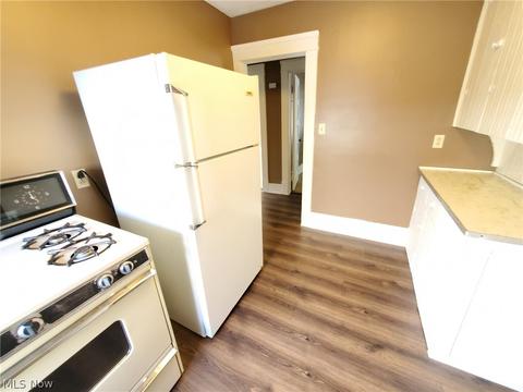 619 W 57th St, Ashtabula, OH 44004 photo 20