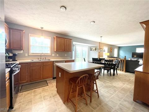 4634 Ruby Ln, Brunswick, OH 44212 photo 9