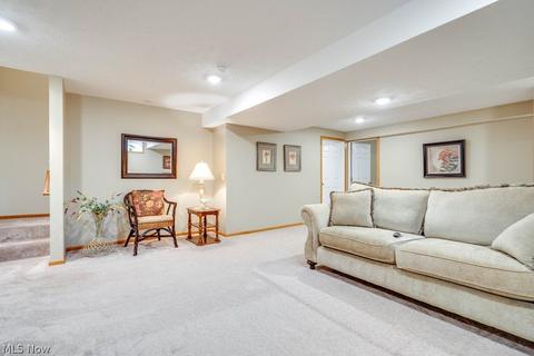 3200 Cloverhurst St NE, Canton, OH 44721 photo 31