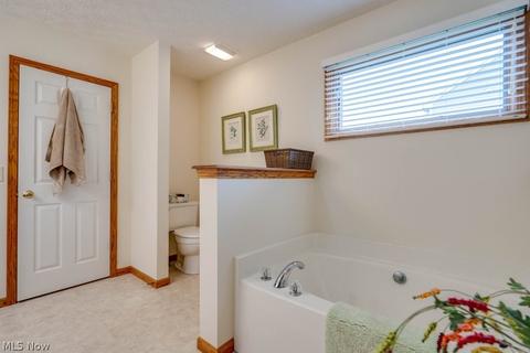 3200 Cloverhurst St NE, Canton, OH 44721 photo 28