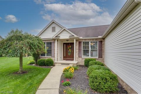 3200 Cloverhurst St NE, Canton, OH 44721 photo 4
