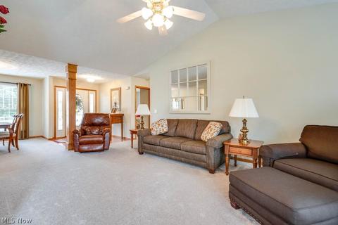 3200 Cloverhurst St NE, Canton, OH 44721 photo 9