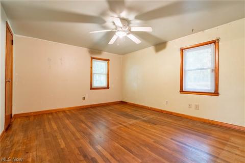 2512 Wright Rd, Akron, OH 44320 photo 3