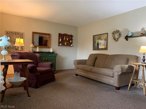 4613 4th St NW, Canton, OH 44708 photo 4