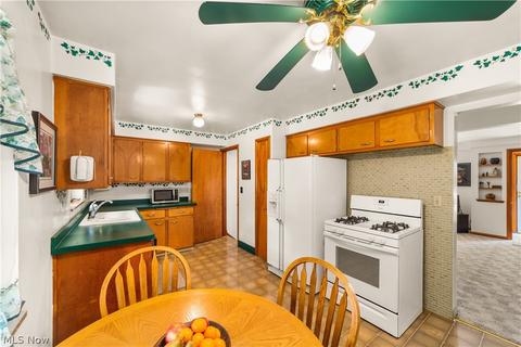 310 E 271 St, Euclid, OH 44132 photo 10