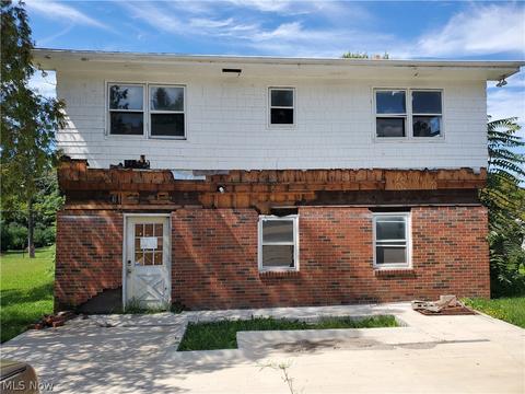 1042 Bunker Hill Rd, Ashtabula, OH 44004 photo 8