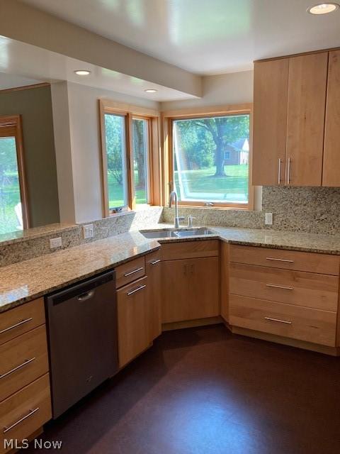 7408 Brookside Rd, Independence, OH 44131 photo 3